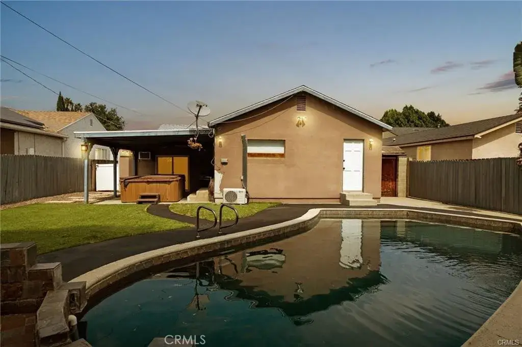 19832 Welby Way, Winnetka, CA 91306 - Image #1