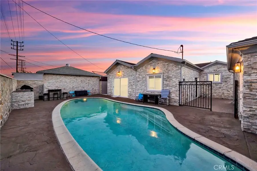 7712 El Caprice, North Hollywood, CA 91605 - Image #3