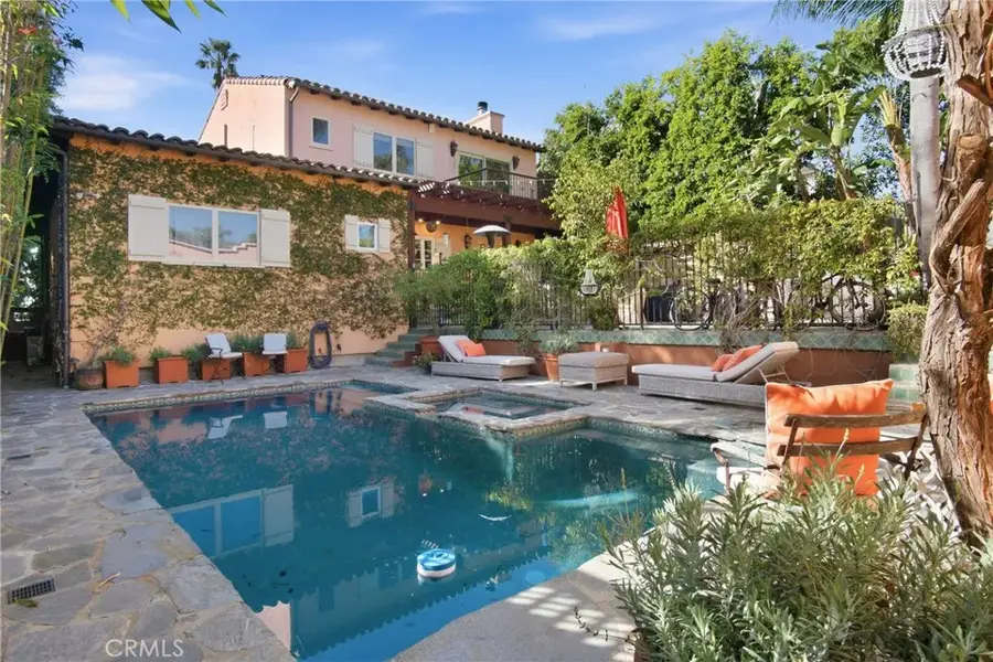 3524 Grand View Boulevard, Los Angeles, CA 90066 - #3