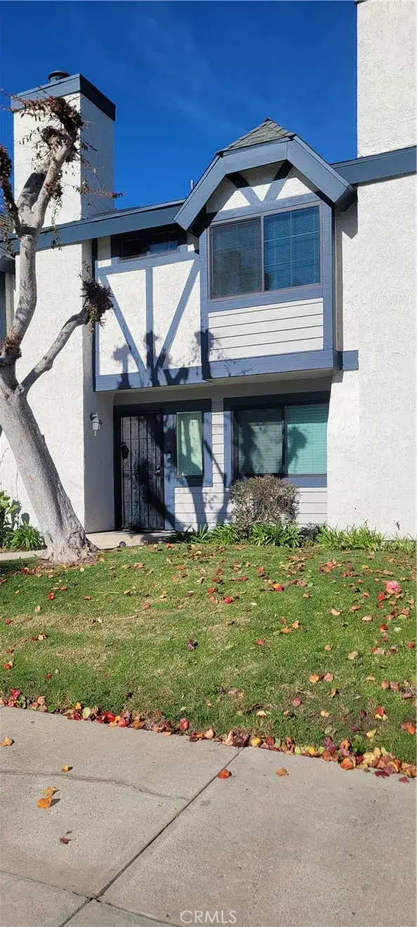 19221 Sherman Way #6, Reseda, CA 91335 - Image #3