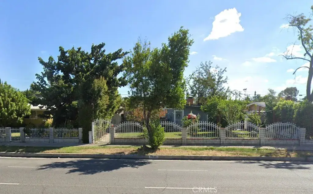6850 Tampa, Reseda, CA 91335 - #1
