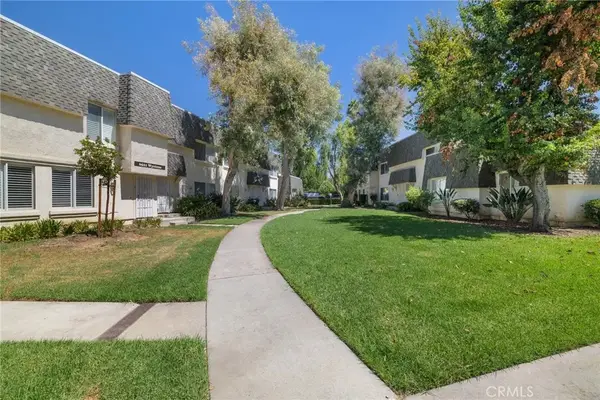 6511 Wystone Avenue #4, Reseda, CA 91335