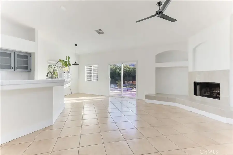 2011 W Avenue J5, Lancaster, CA 93536 - #3