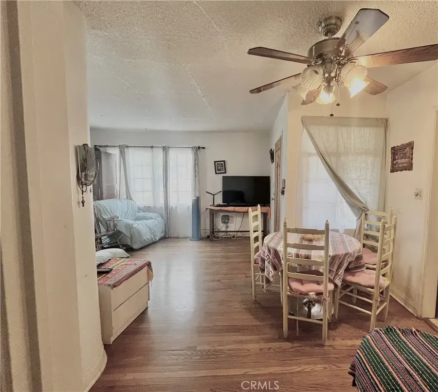 5839 Tobias, Van Nuys, CA 91411 - Image #2