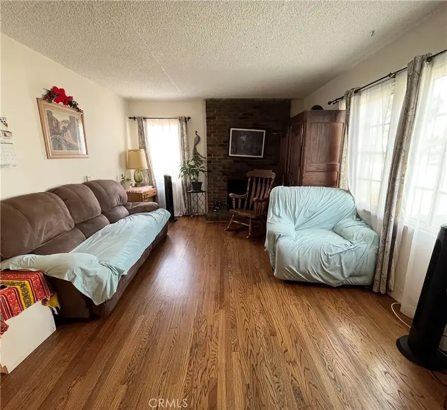 5839 Tobias, Van Nuys, CA 91411 - Image #3