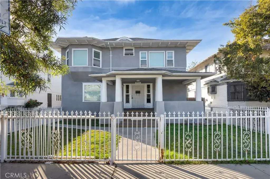 2641 S Catalina Street, Los Angeles, CA 90007 - Image #1