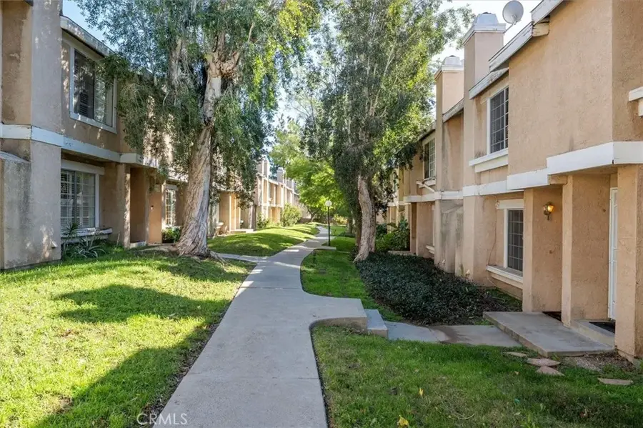 14344 Foothill #1004, Sylmar, CA 91342 - Image #2