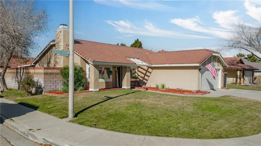 44047 Shad Street, Lancaster, CA 93536 - Image #2