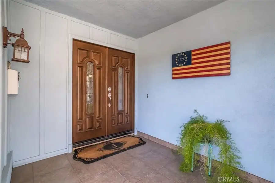 26457 Oak Highland Drive, Newhall, CA 91321 - #2