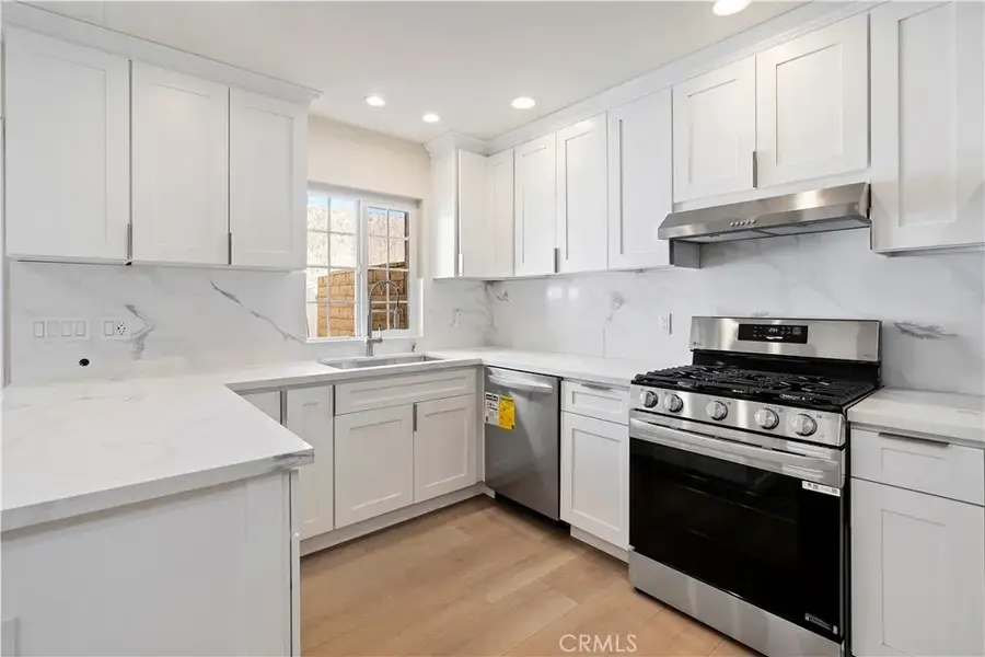 7615 Glade #114, Canoga Park, CA 91304 - Image #2