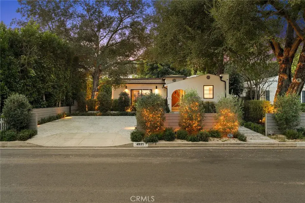 4935 Agnes Avenue, Valley Village, CA 91607 - #1