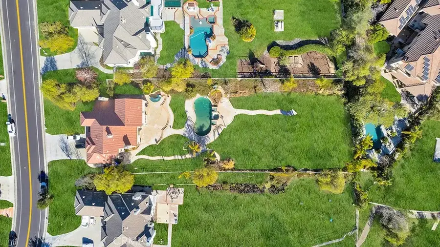 15508 Live Oak Springs Canyon, Canyon Country, CA 91387 - Image #2