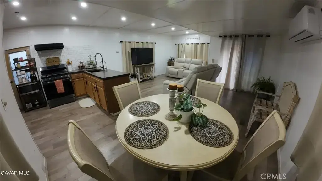 1304 E Avenue I #35, Lancaster, CA 93535 - Image #1