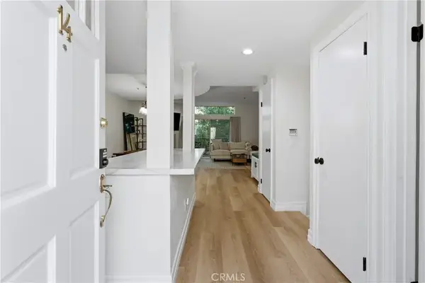 5107 Coldwater Canyon #14, Sherman Oaks, CA 91423