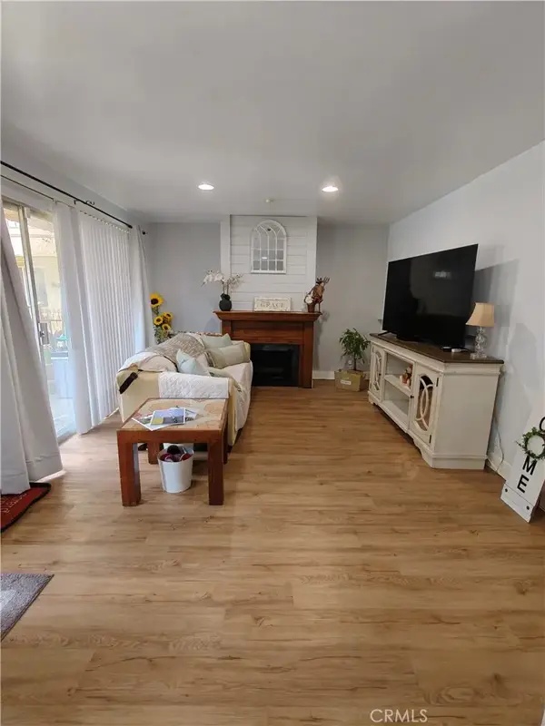 8505 Columbus Avenue #107, North Hills, CA 91343