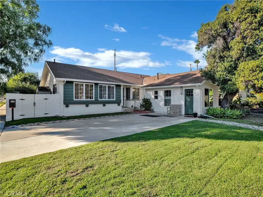 11529 De Celis, Granada Hills, CA 91344 - Image #2