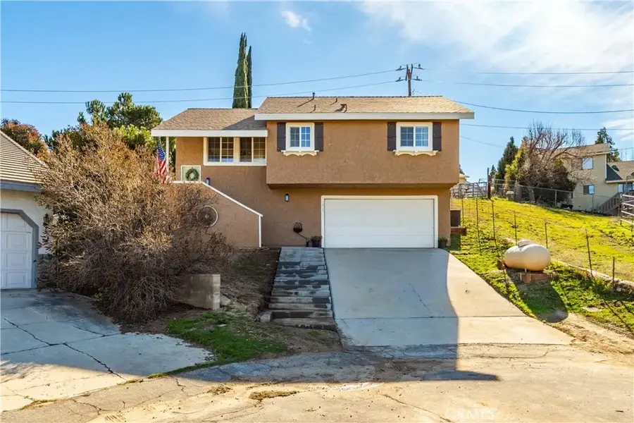 15152 Ojibwa Place, Lake Hughes, CA 93532 - Image #2