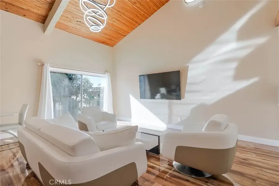 5460 White Oak Avenue #C325, Encino, CA 91316 - Image #3