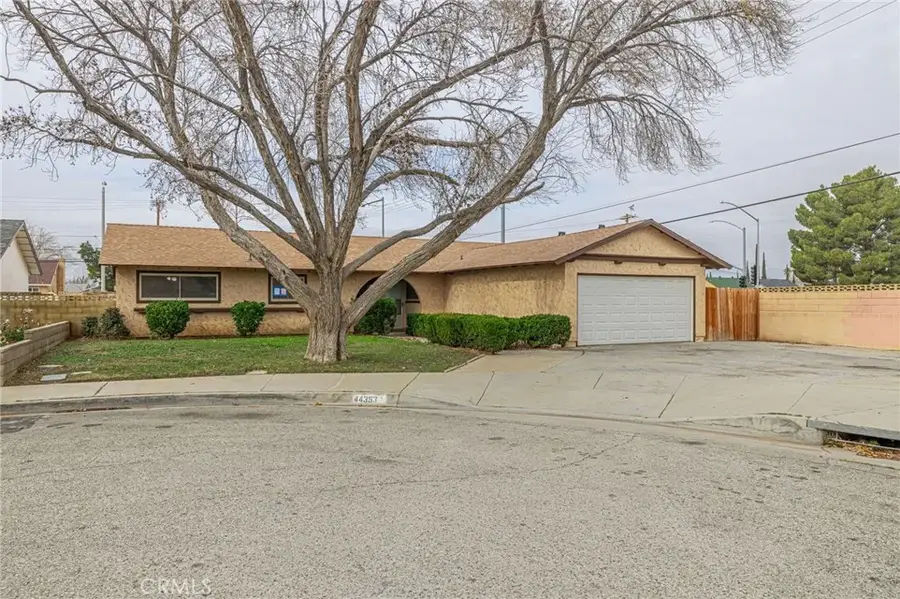 44353 Downsview, Lancaster, CA 93535 - Image #2