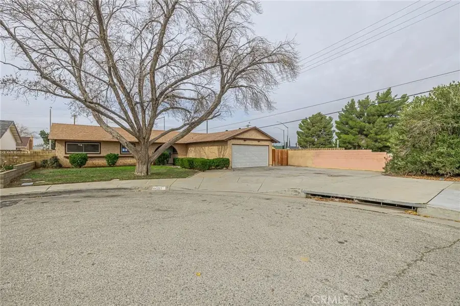 44353 Downsview, Lancaster, CA 93535 - Image #3
