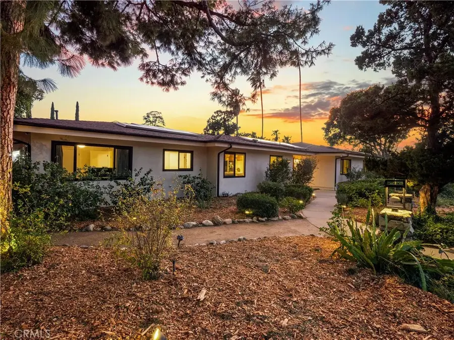 12010 Susan Dr, Granada Hills, CA 91344 - Image #2