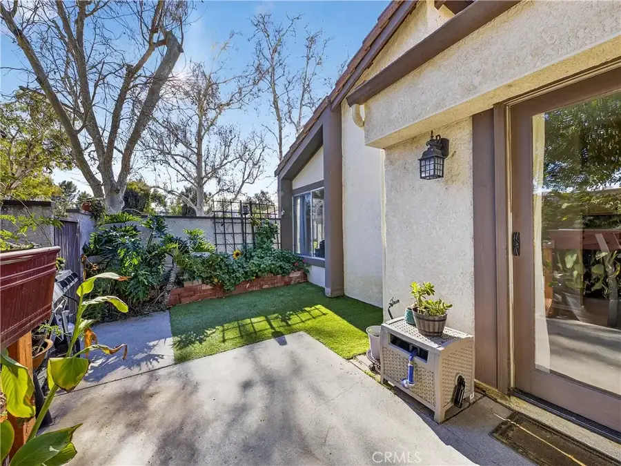 25751 Player, Valencia, CA 91355 - #2