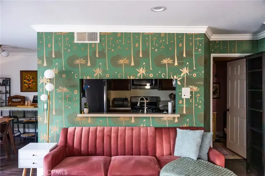 11120 Moorpark #3, North Hollywood, CA 91602 - Image #2