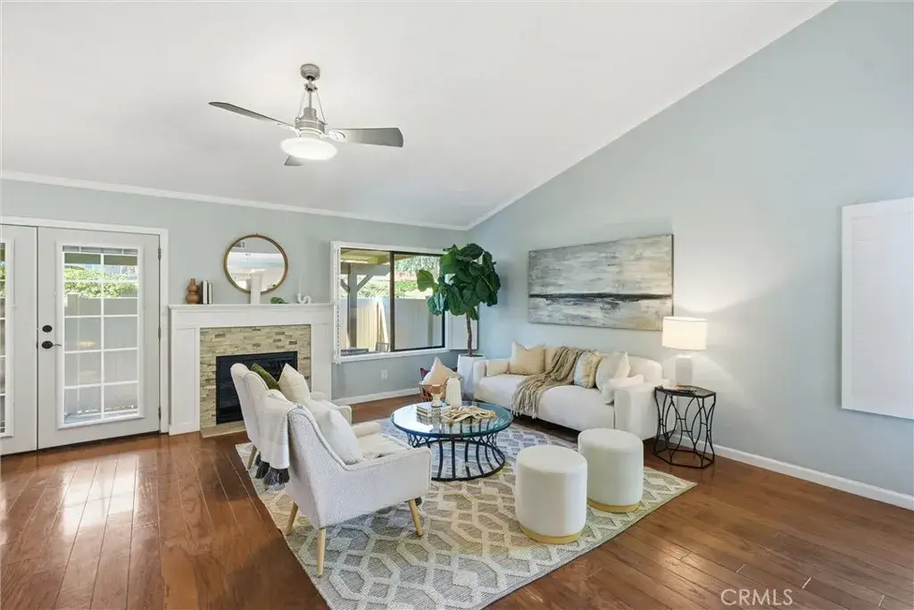 20066 Avenue Of The Oaks, Newhall, CA 91321 - Image #1