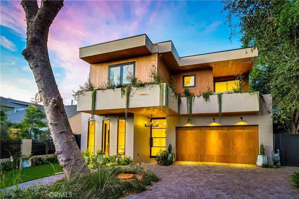 13221 Hesby, Sherman Oaks, CA 91423 - #1