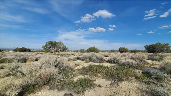 0 Antelope Hwy (138) & West Street, Llano, CA 93544