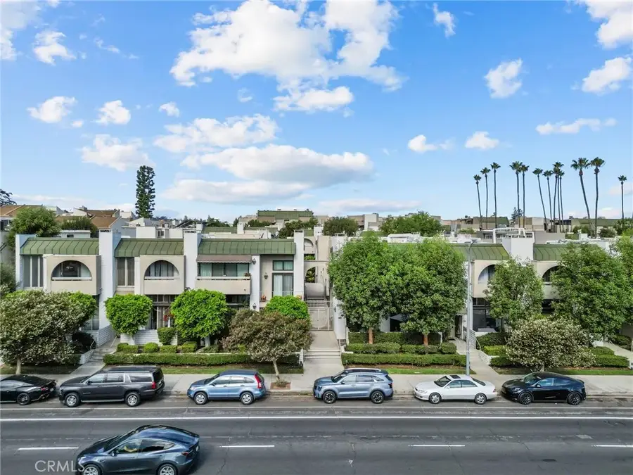 5305 White Oak Avenue #K, Encino, CA 91316 - Image #2
