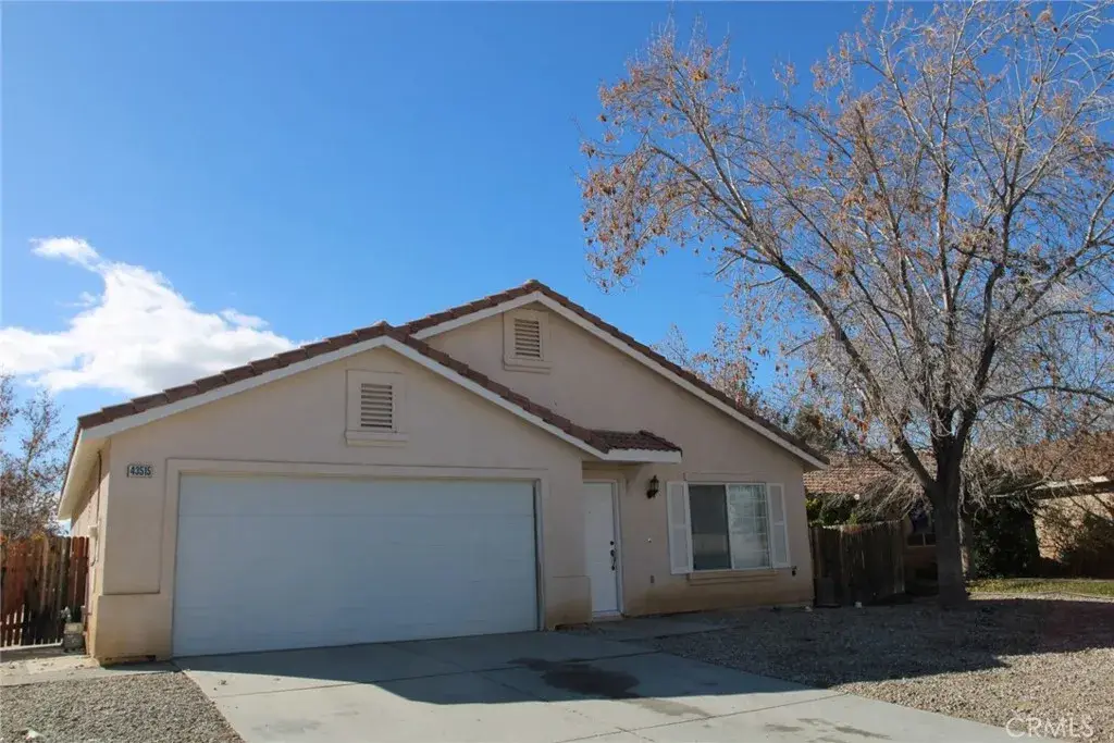 43515 Mahogany, Lancaster, CA 93535 - Image #1