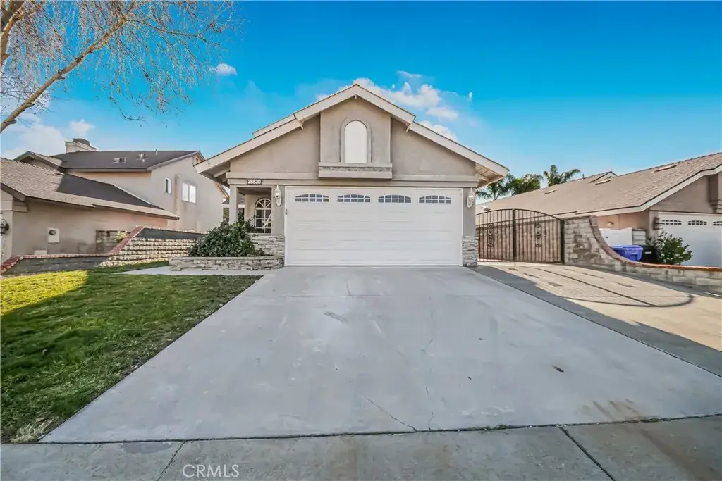28830 Startree, Saugus, CA 91390 - Image #1