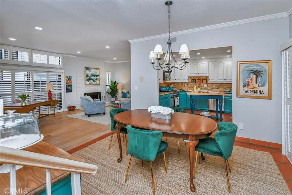 14529 Weddington #103, Sherman Oaks, CA 91411 - Image #1