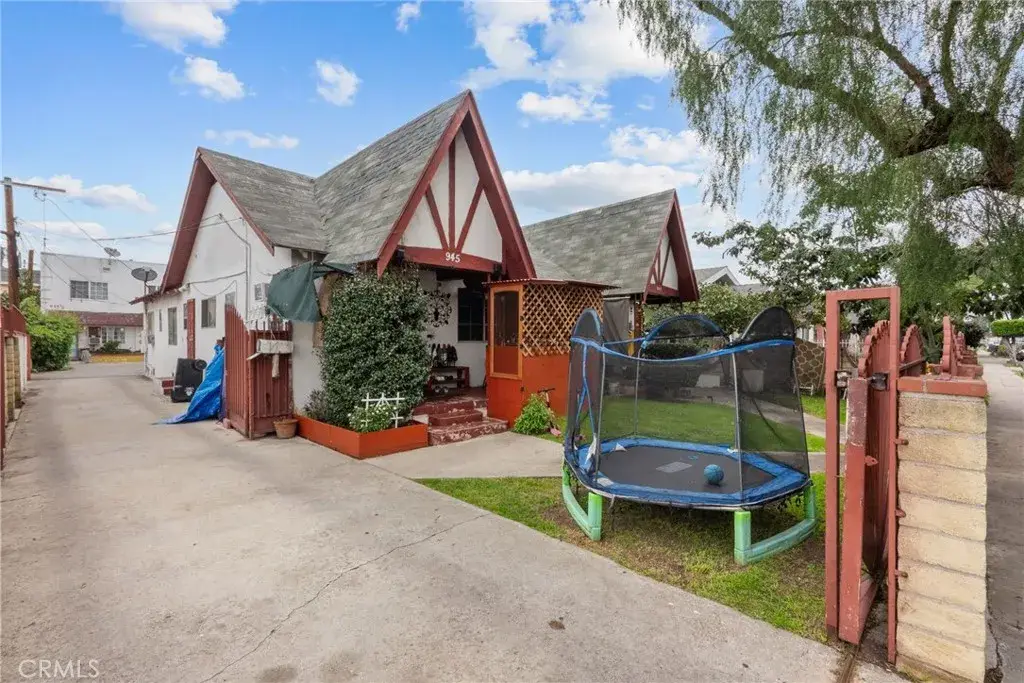943 W 65th Street, Los Angeles, CA 90044 - Image #1