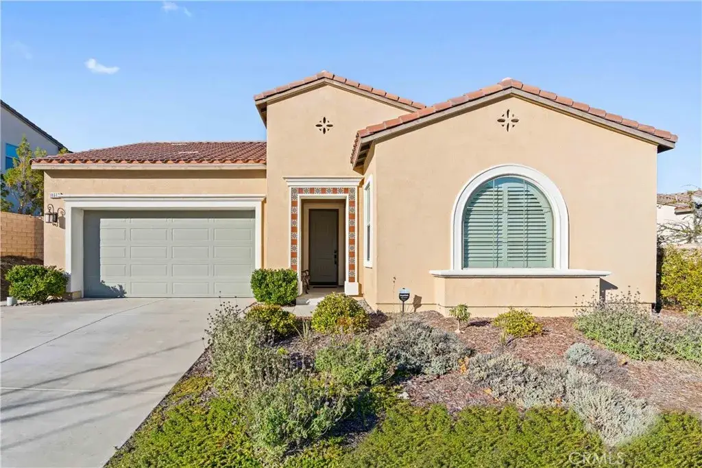 18619 Cedar Crest Drive, Canyon Country, CA 91387 - Image #1