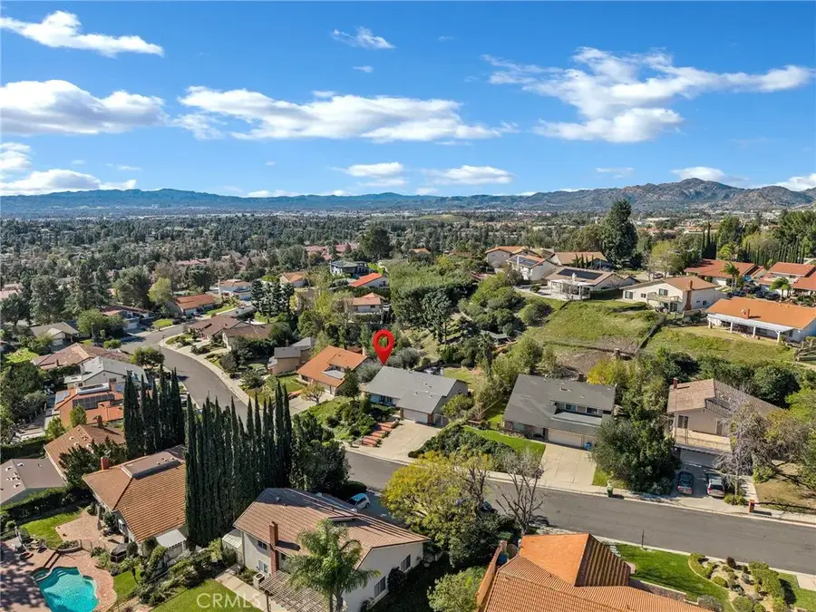 11355 Pala Mesa, Porter Ranch, CA 91326 - Image #3