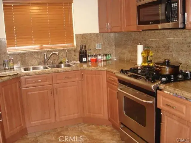 14919 Dickens Street #105, Sherman Oaks, CA 91403 - #3