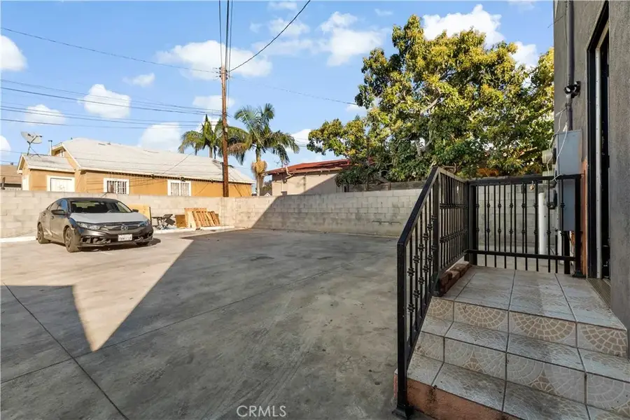 1257 W Vernon, Los Angeles, CA 90037 - Image #2