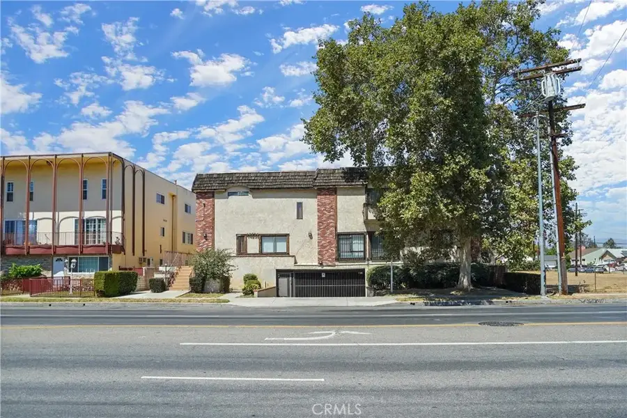 14239 Sherman Way #3, Van Nuys, CA 91405 - #2