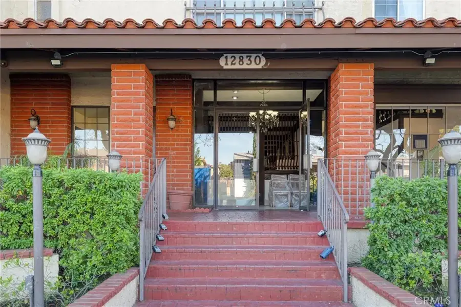 12830 Burbank Blvd. #310, Valley Village, CA 91607 - Image #3