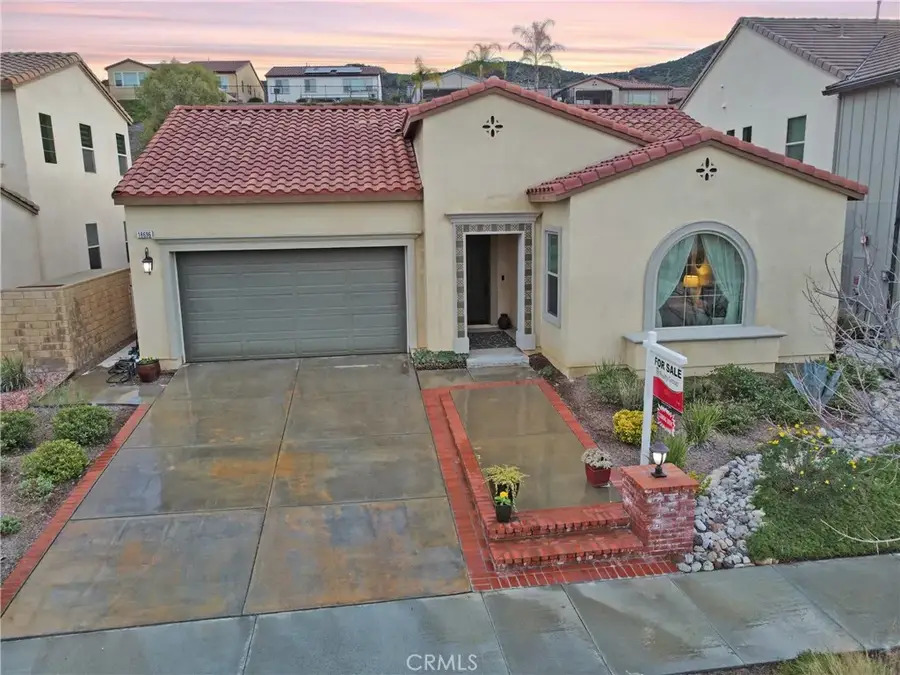 18696 Cedar Crest Drive, Canyon Country, CA 91387 - Image #2