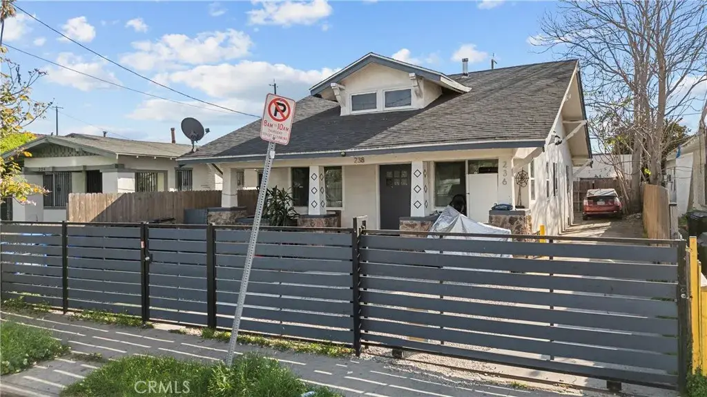 238 W 58th, Los Angeles, CA 90037 - Image #1