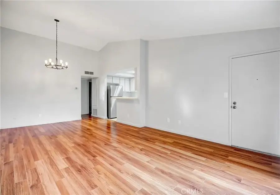 7308 Corbin Avenue #G, Reseda, CA 91335 - Image #3