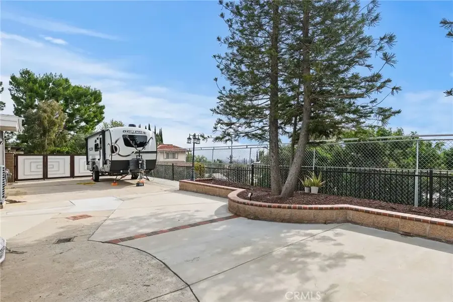 12601 Daryl, Granada Hills, CA 91344 - Image #2