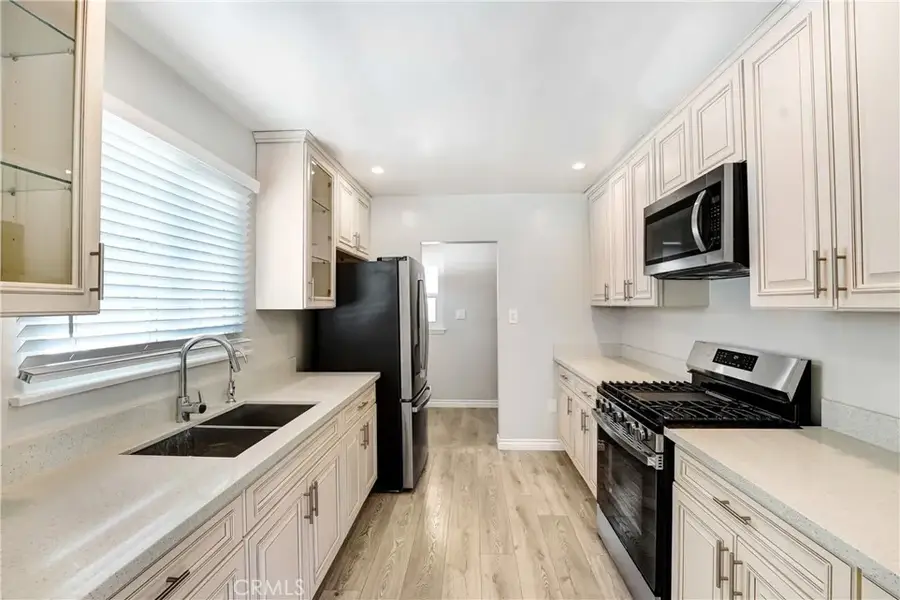 7454 Gaviota, Van Nuys, CA 91406 - Image #3