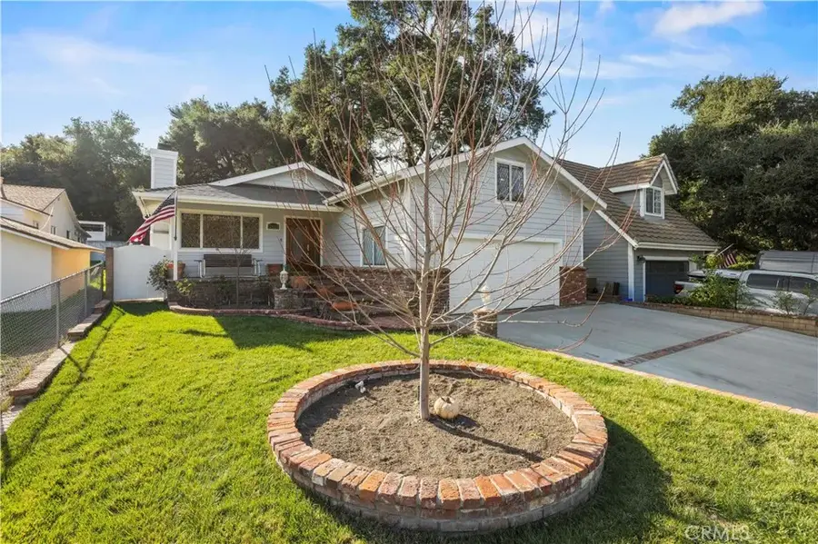 24123 Wildwood Canyon Road, Newhall, CA 91321 - Image #2