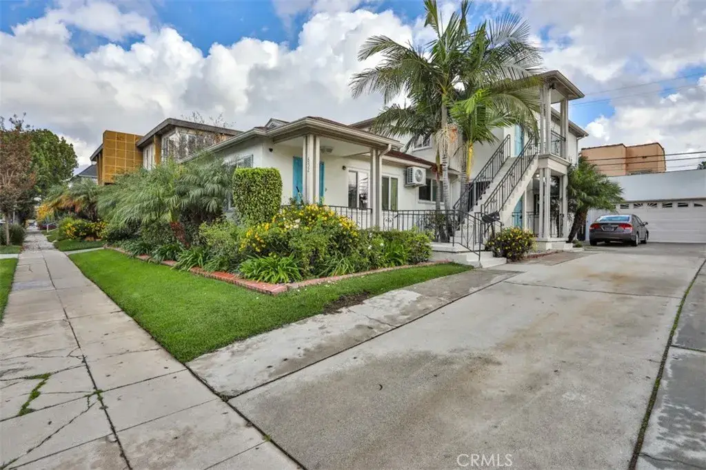 854 Alandele Avenue, Los Angeles, CA 90036 - Image #1