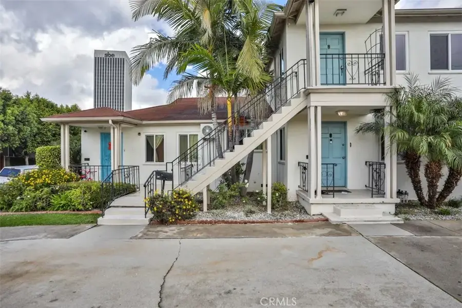 854 Alandele Avenue, Los Angeles, CA 90036 - Image #2