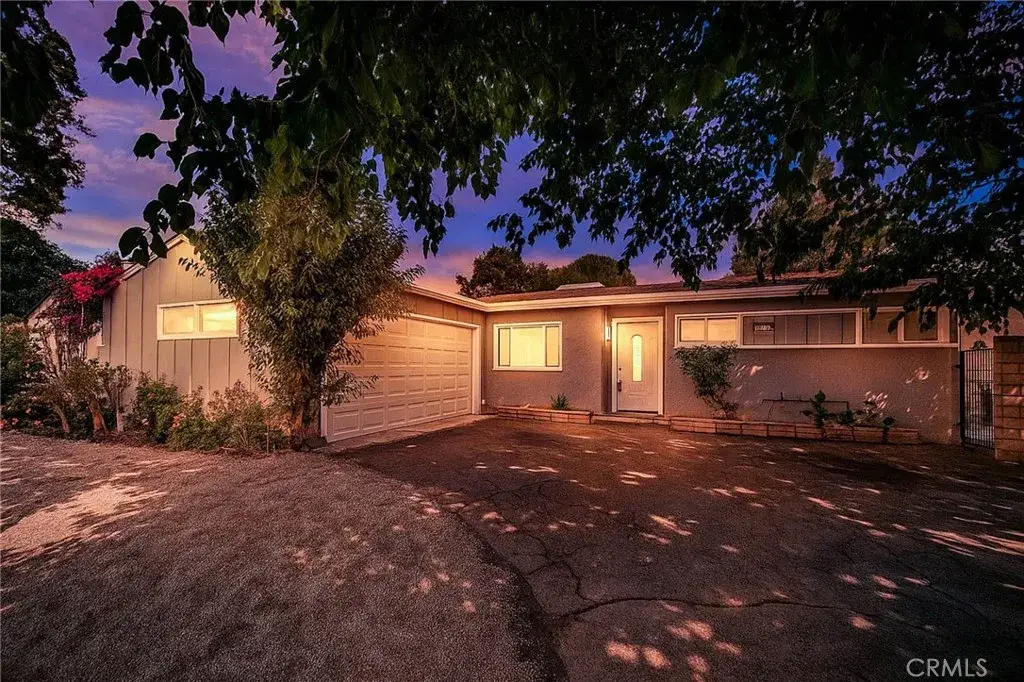 7848 Chastain Avenue, Reseda, CA 91335 - #1